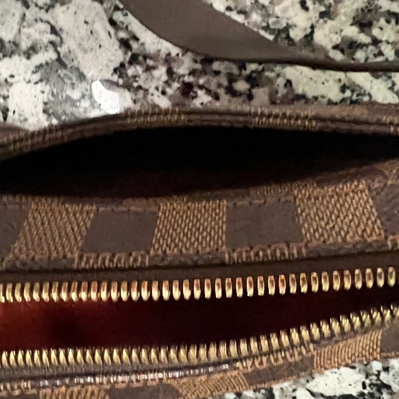 Louis Vuitton Damier Geronimos - Picture 15 of 16